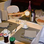 Bed & Breakfast Bubble Dreams 3*