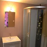 Bed & Breakfast Bubble Dreams 3*